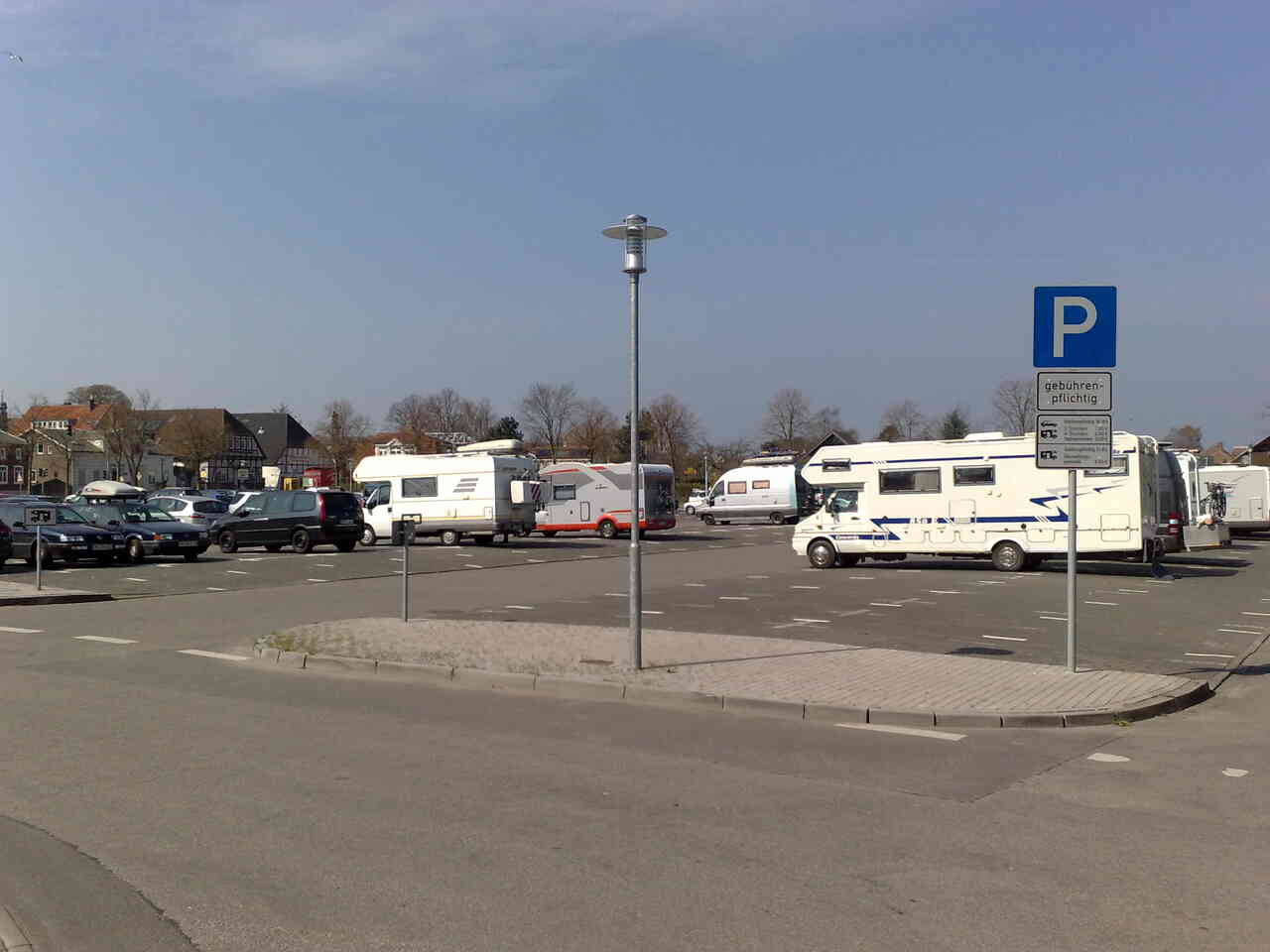 Wohnmobil Parkplatz am Großparkplatz
