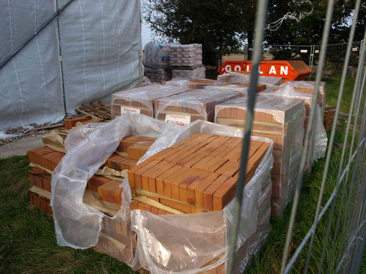 Umbau Flügger Leuchttum Baumaterial