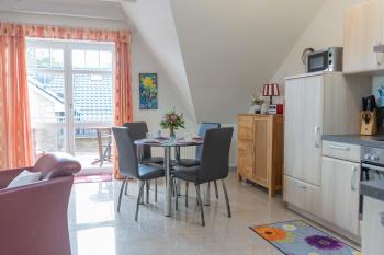 Inselblume 61 - Ferienwohnung mit Balkon in Neue Tiefe