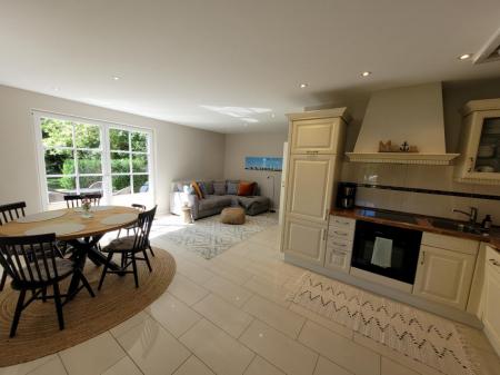 Rosen Cottage