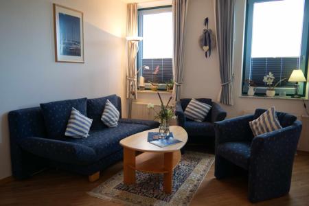 Inselblume 04 - Geräumige Ferienwohnung am Südstrand