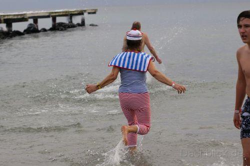 Anbaden am Südstrand 2010