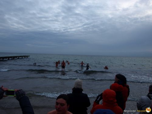 Anbaden am Südstrand Fehmarn 2014