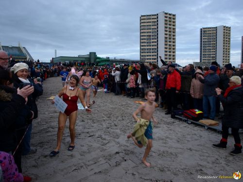 Anbaden am Südstrand Fehmarn 2014