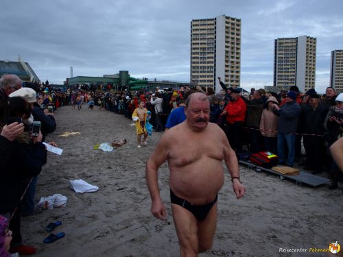 Anbaden am Südstrand Fehmarn 2014