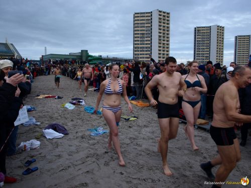 Anbaden am Südstrand Fehmarn 2014