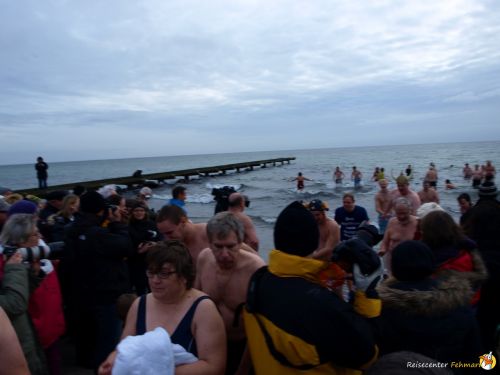 Anbaden am Südstrand Fehmarn 2014