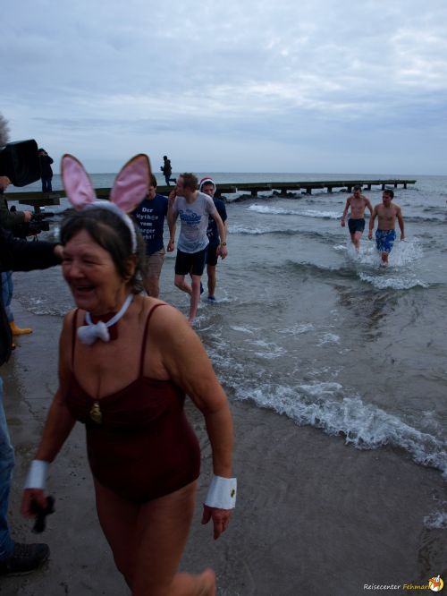 Anbaden am Südstrand Fehmarn 2014